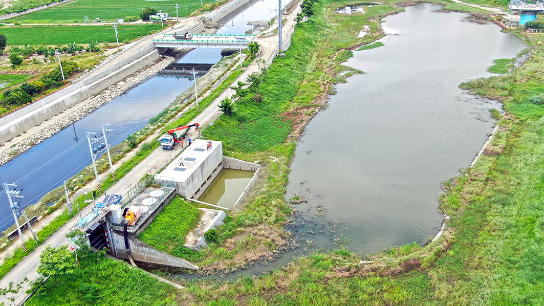 台湾台南 三爷溪万代桥至涂库仔排水护岸整治工程 台湾台南 三爷溪万代桥至涂库仔排水护岸整治工程