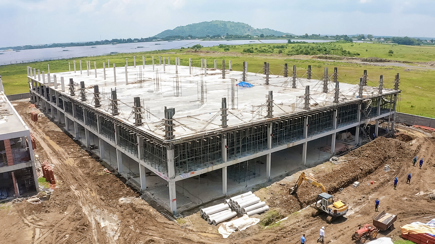 越南隆安 建厂工地积水排除